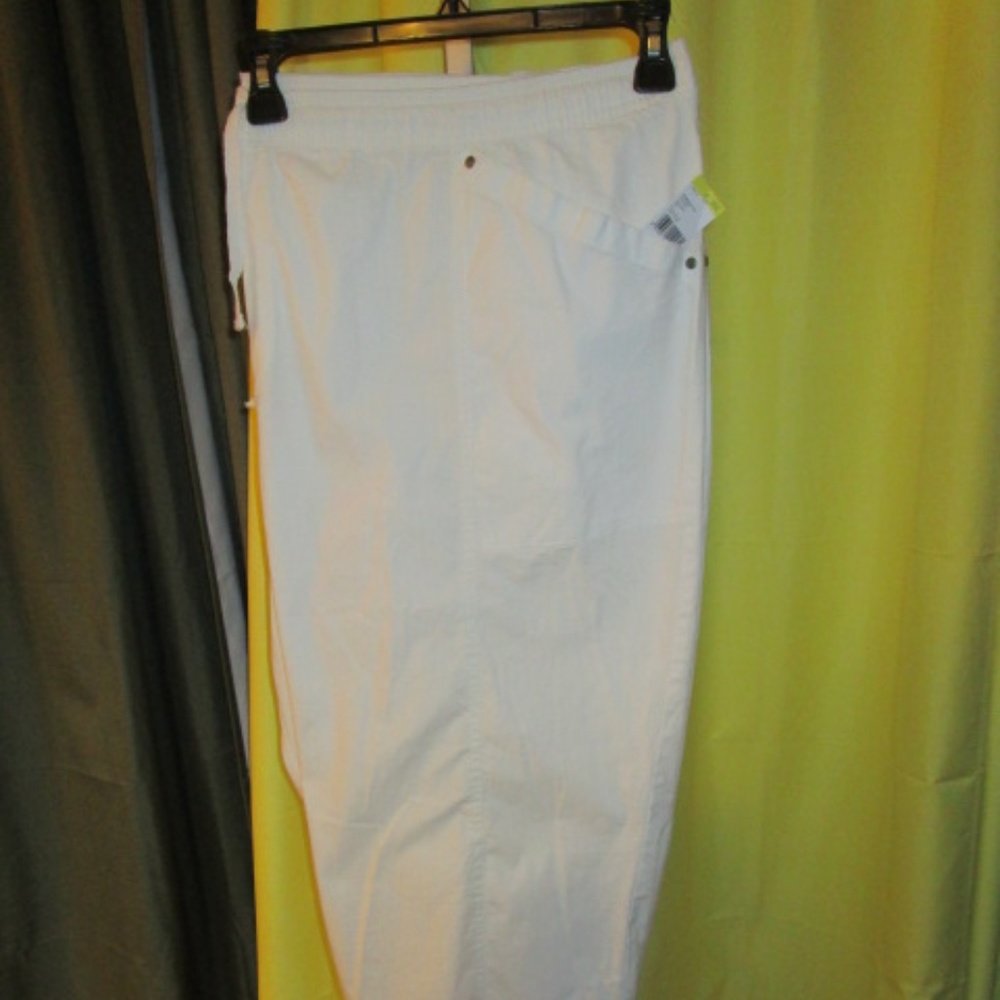 Laura Scott Capri Pants Size 3X